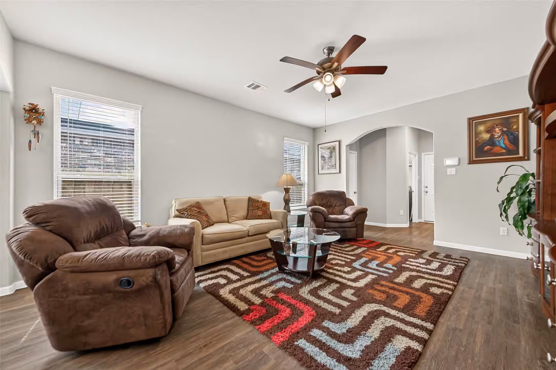 Photo 7 of 1329 Red Hills Drive, Rosharon, TX
