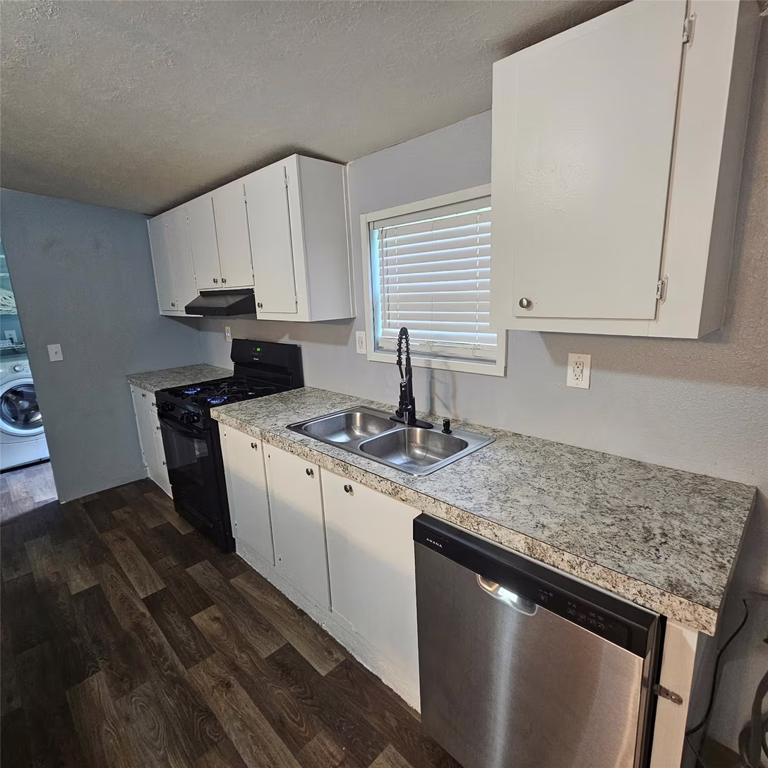 Photo 6 of 139 Malcolm Street, Ames, TX