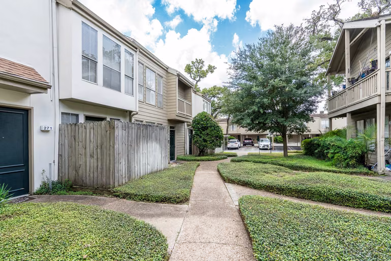 Photo 2 of 2100 Tanglewilde Street 269, Houston, TX