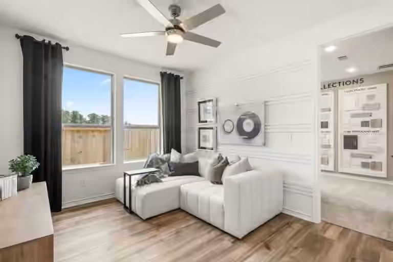 Photo 6 of 704 Amber Falls Drive, Montgomery, TX