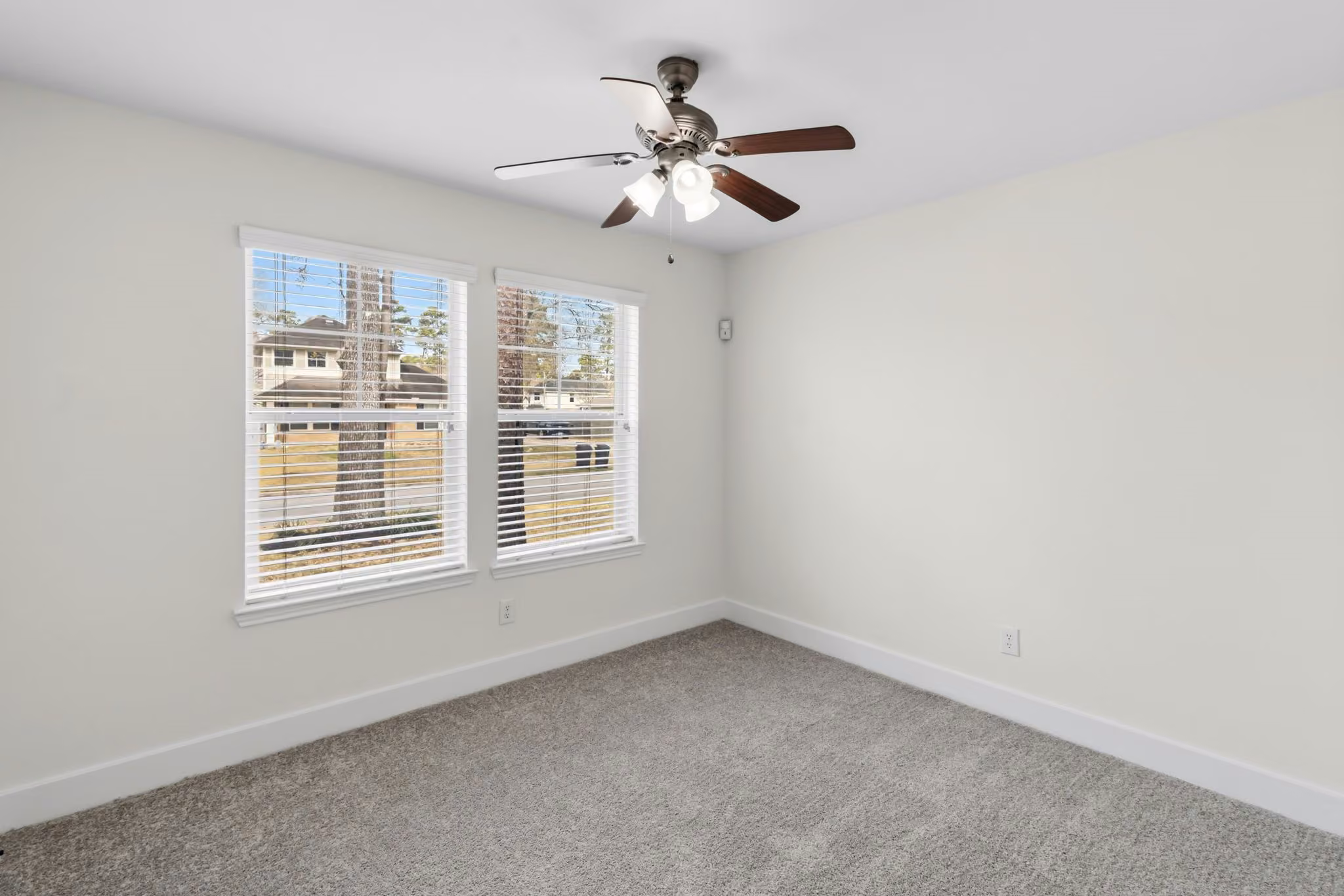Photo 3 of 17130 Port O Call Street, Crosby, TX