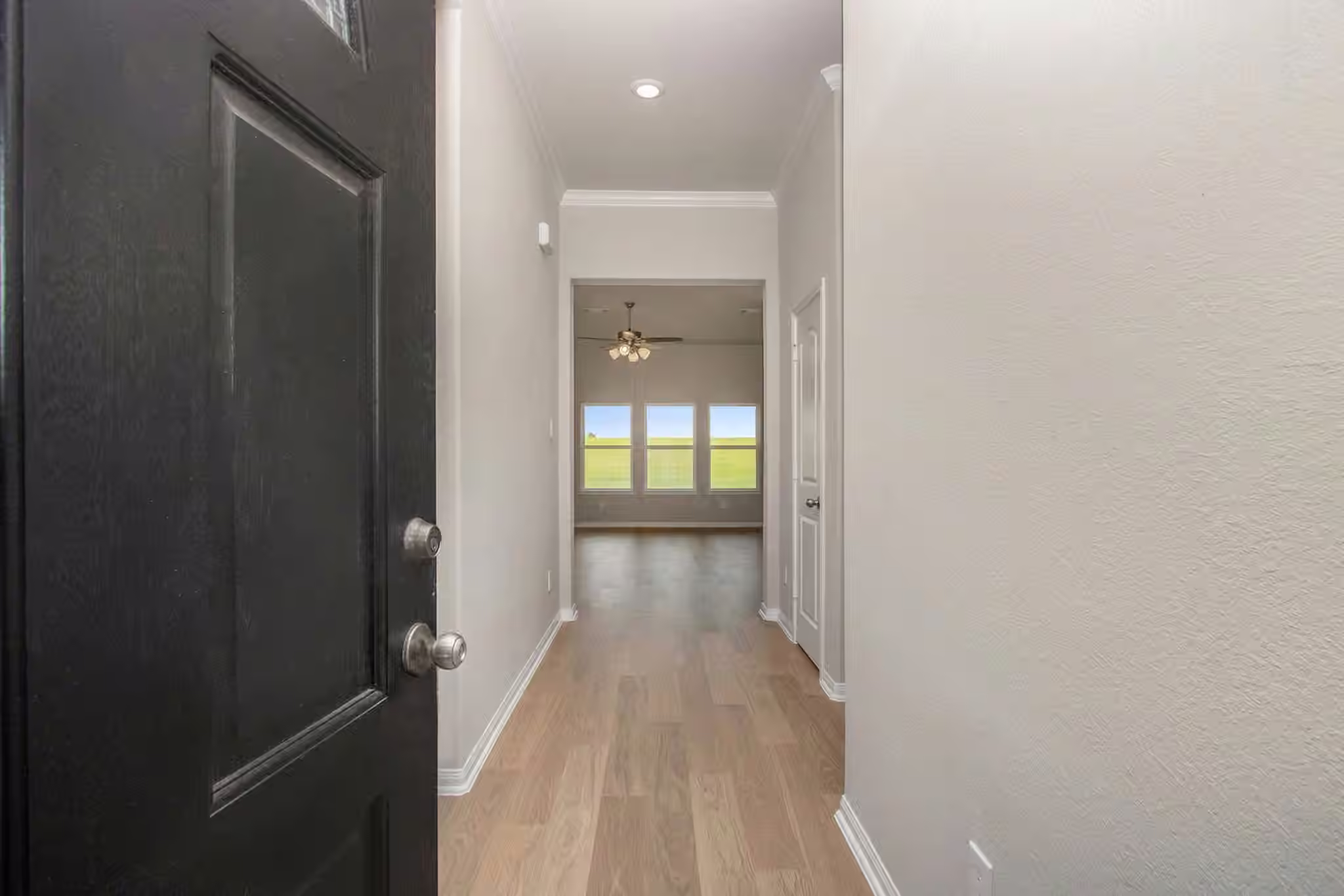 Photo 3 of 2239 Lakewood Drive, West Columbia, TX