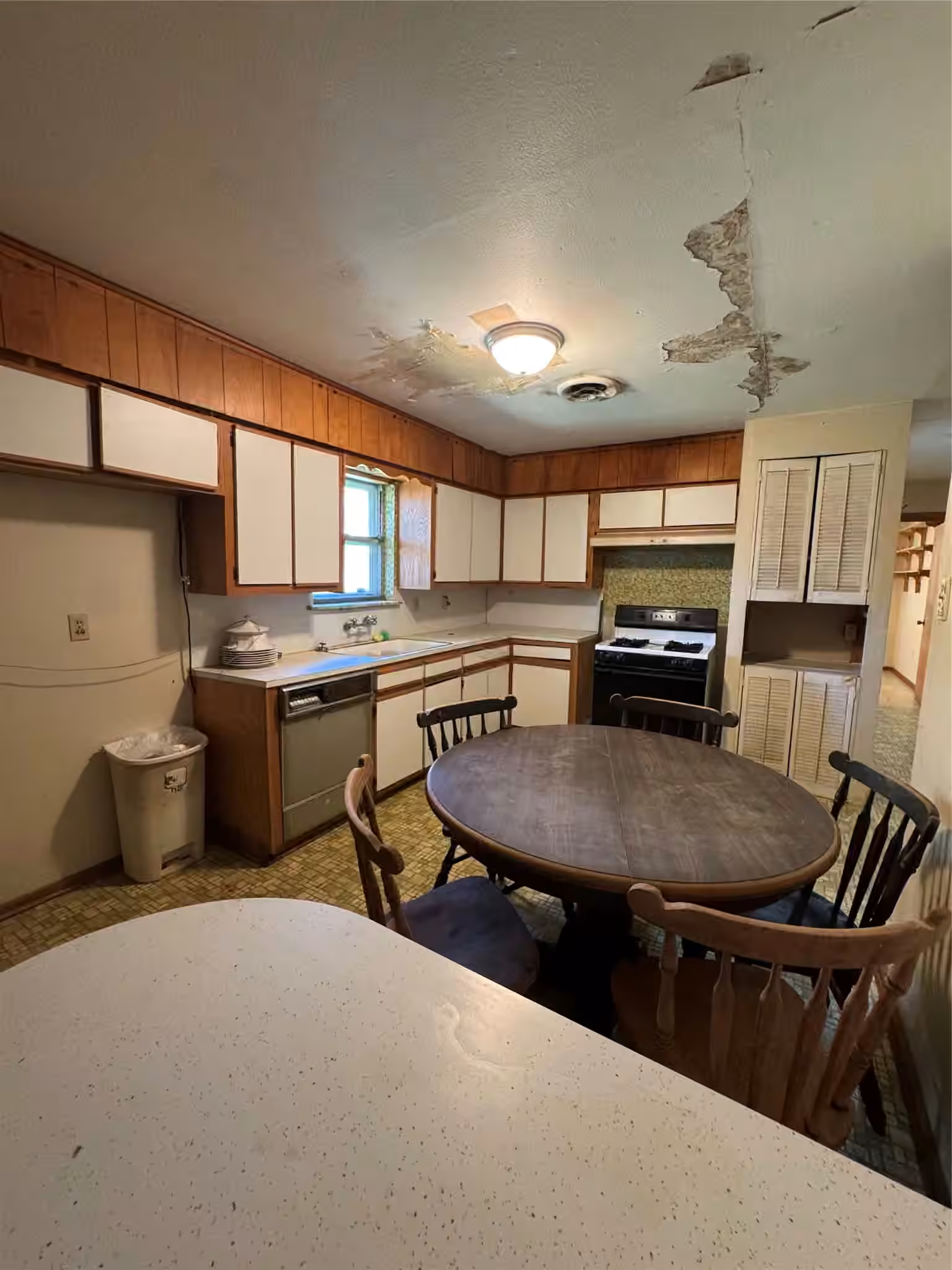 Photo 6 of 416 Mertie, Palacios, TX