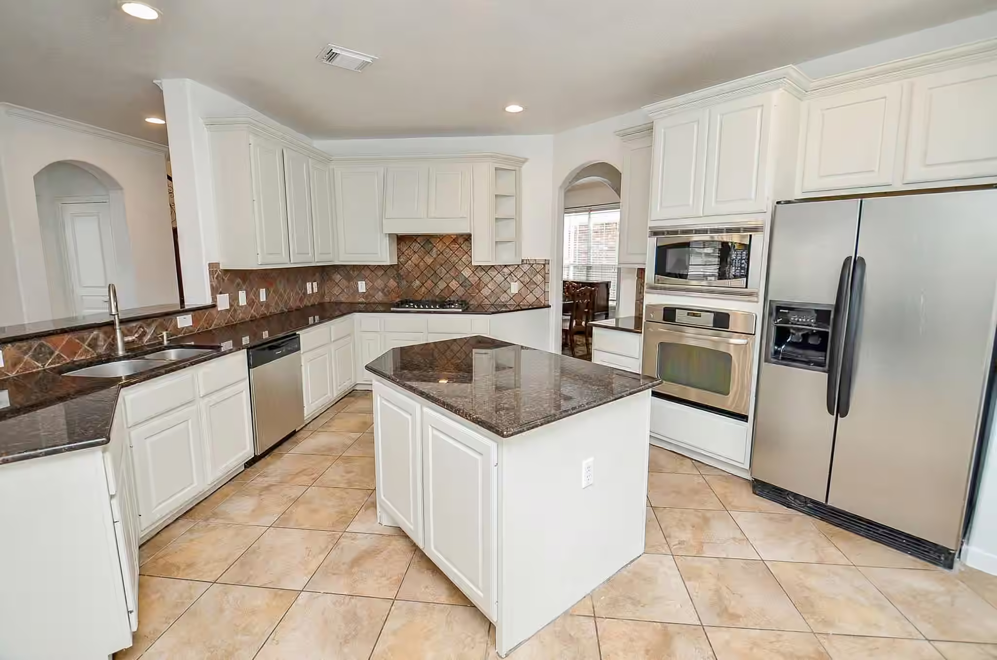 Photo 6 of 10915 Menaggio Court, Richmond, TX