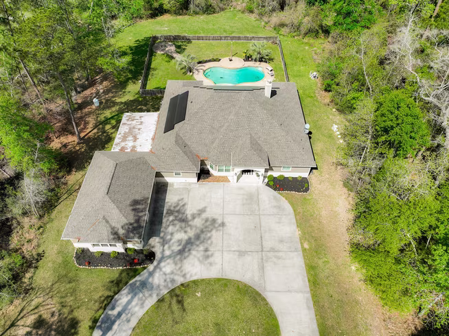 Photo 2 of 16634 Savannah Drive, Splendora, TX