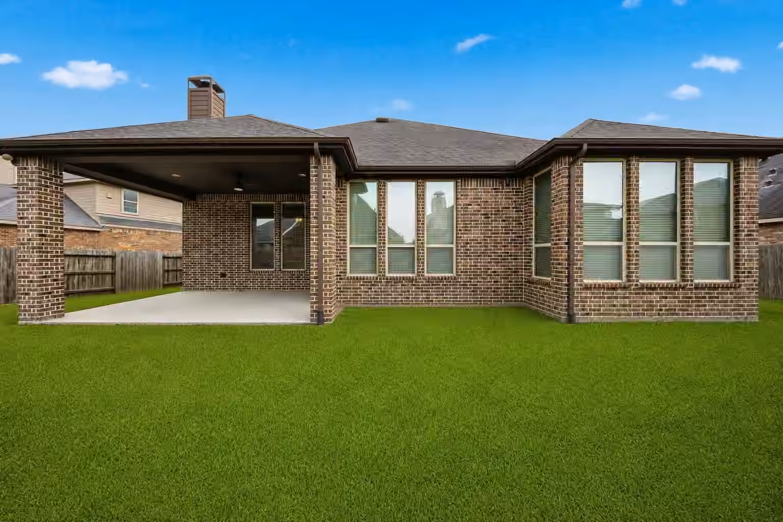 Photo 5 of 507 Summer Arbor Cir Circle, Rosenberg, TX