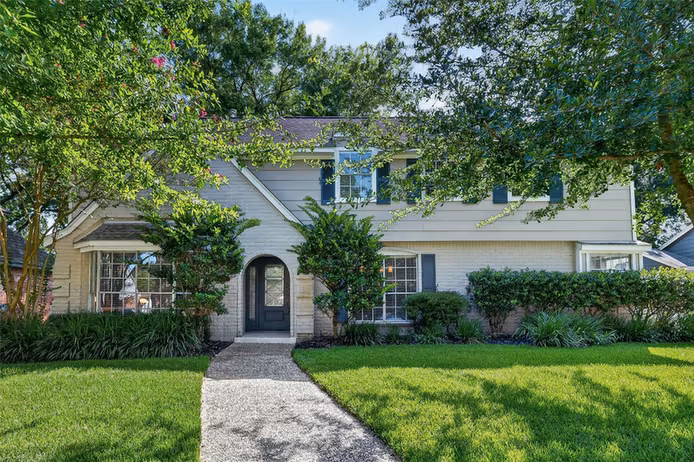 Photo of 1638 Fall Valley Drive, Houston, TX