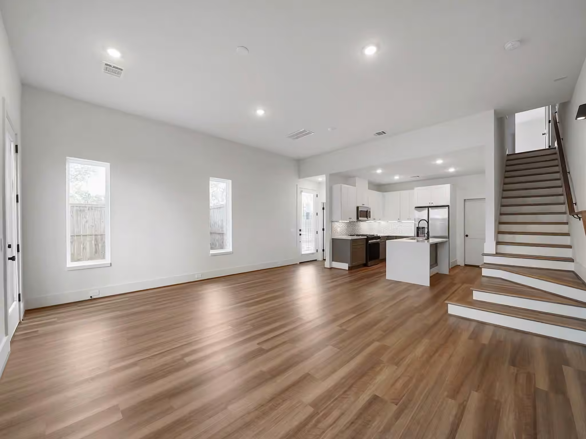 Photo 7 of 881 Rachel Street A, Houston, TX