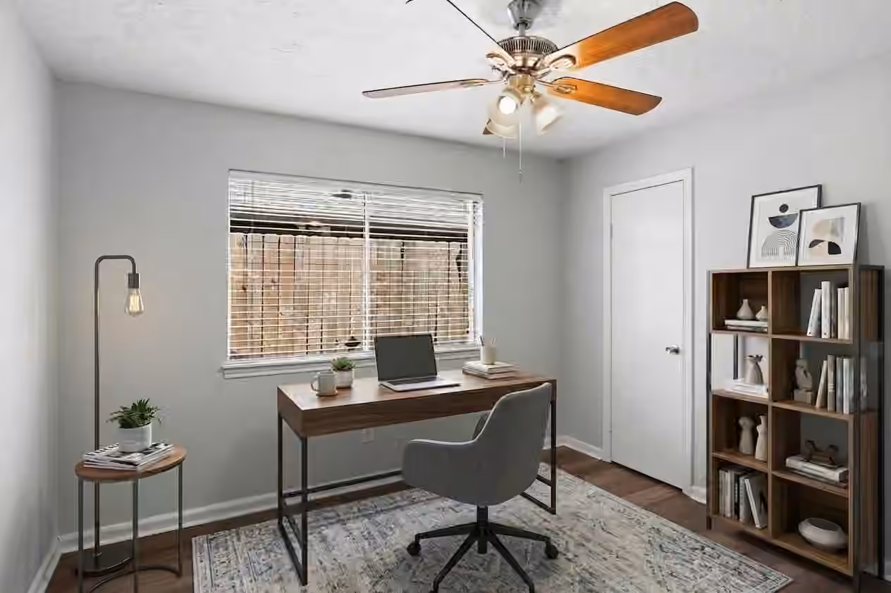 Photo 5 of 215 Black Rock Road, Houston, TX