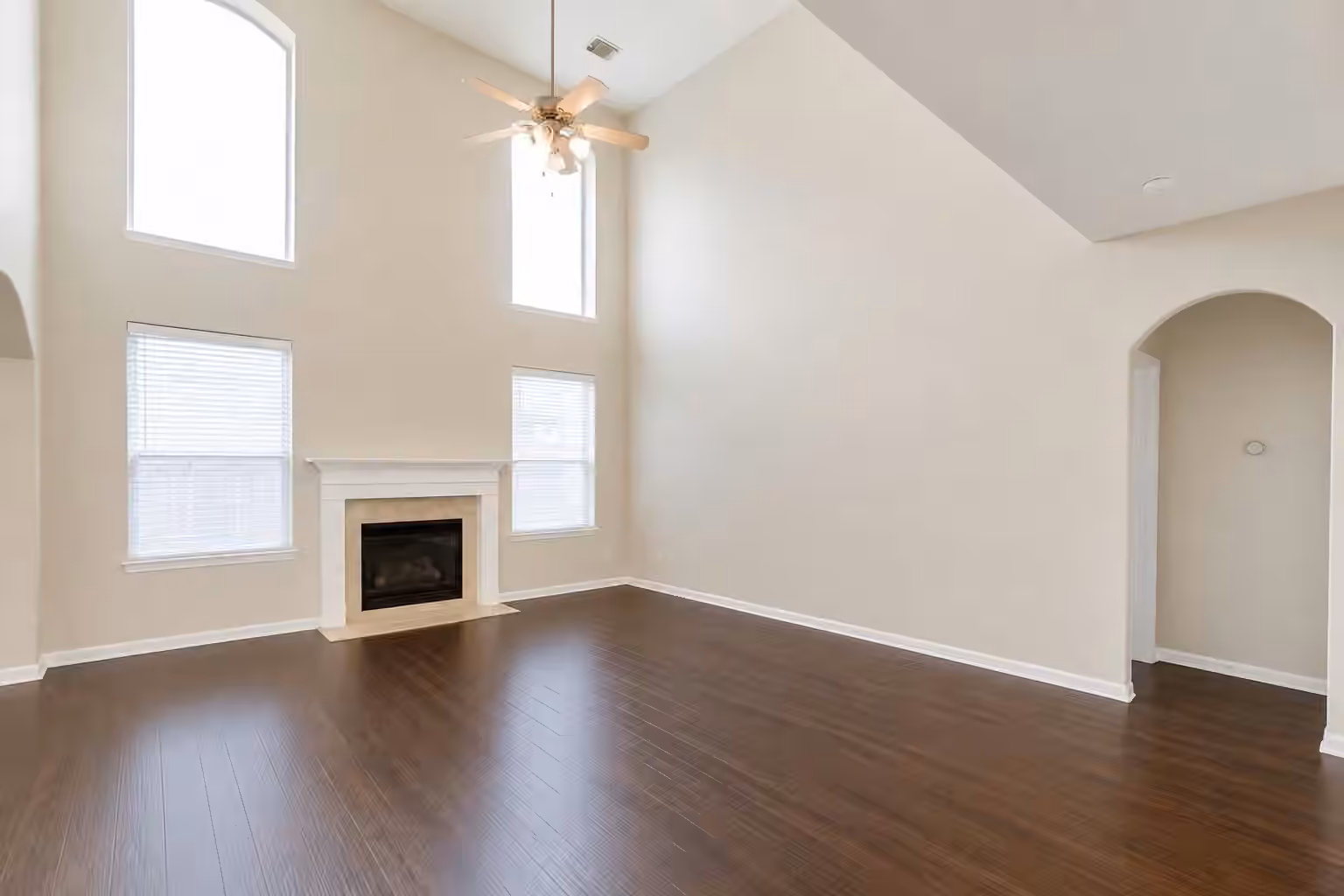 Photo 6 of 14907 E Lime Blossom Court, Cypress, TX