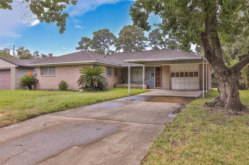 Photo 2 of 851 Sara Rose Street, Houston, TX