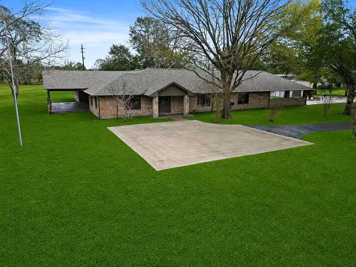 Photo of 15151 Lakeview Drive, Beach City, TX
