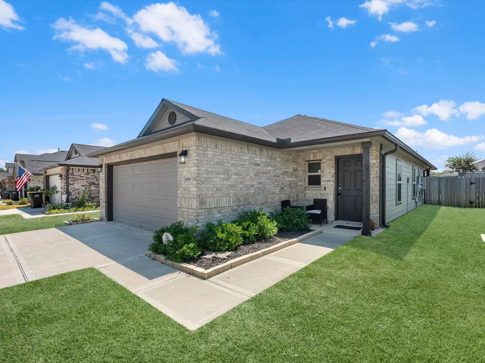 Photo 2 of 1806 Brushy Cedar Drive, Conroe, TX
