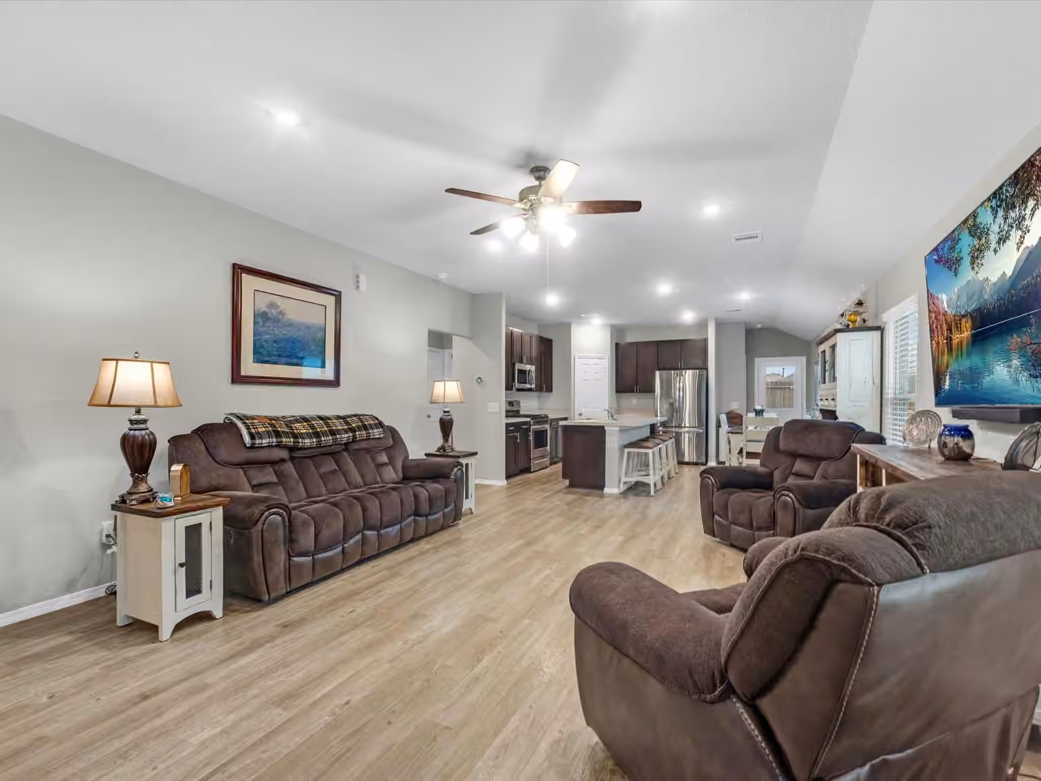 Photo 4 of 1806 Brushy Cedar Drive, Conroe, TX