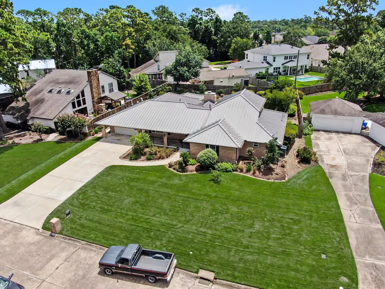 Photo 4 of 14226 Indian Wells Drive, Houston, TX