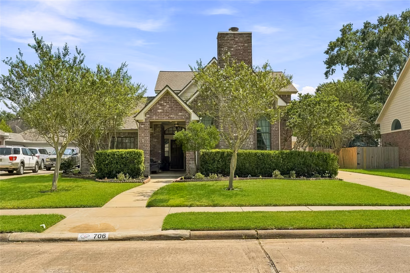Photo of 706 Fernglade Drive, Richmond, TX 77406