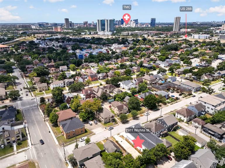 Photo 7 of 2911 Wichita Street, Houston, TX