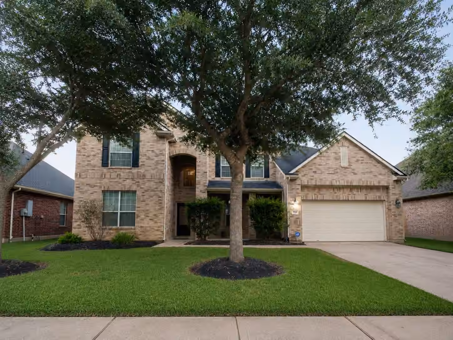 Photo 3 of 1752 Silver Bend Drive, Dickinson, TX