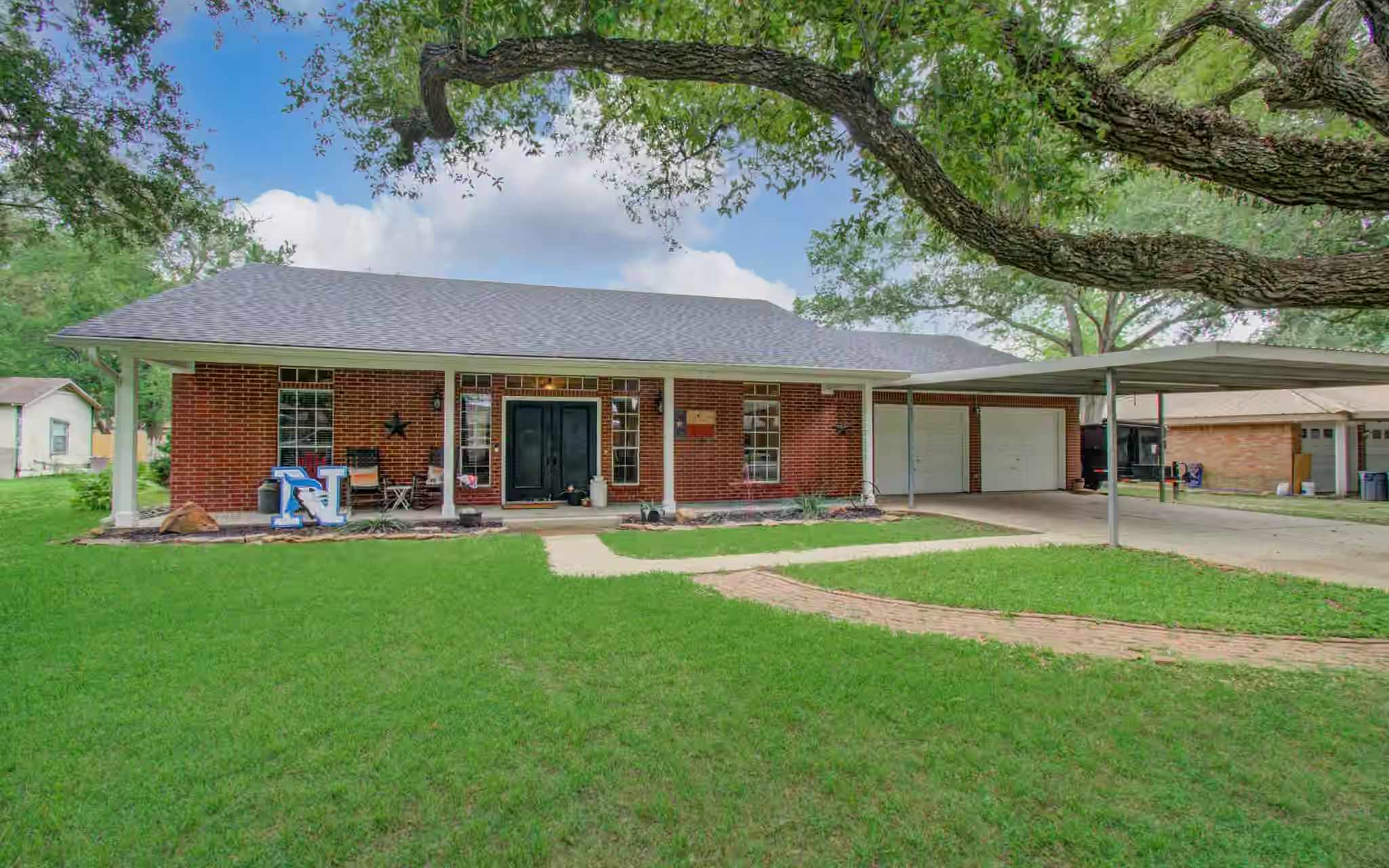 Photo 3 of 9501 Gene Street, Needville, TX