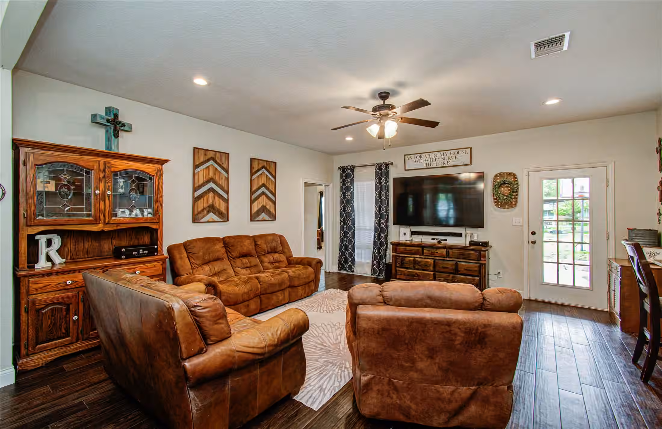 Photo 7 of 9501 Gene Street, Needville, TX