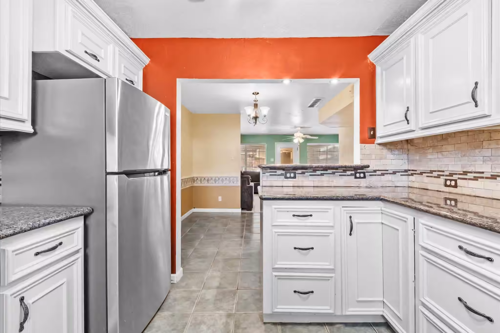 Photo of 1025 Willow Oaks Circle, Pasadena, TX 77506