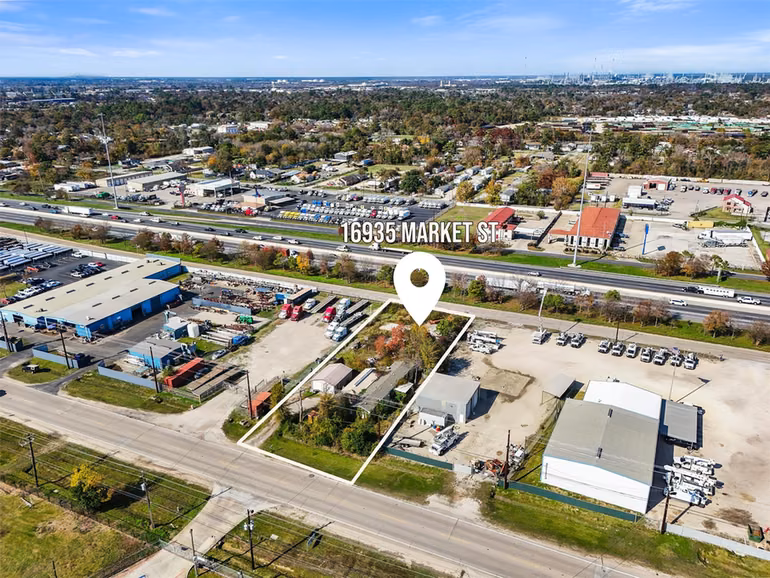 Photo of 16935 Market Street, Channelview, TX