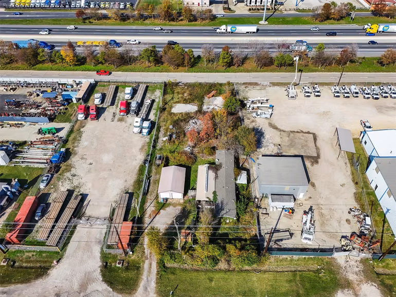 Photo 4 of 16935 Market Street, Channelview, TX