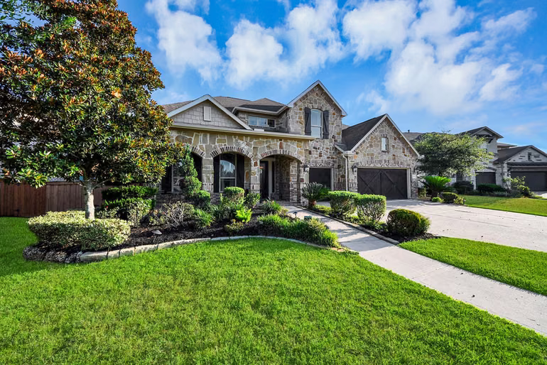 Photo 3 of 18106 Shimmer Lane, Richmond, TX