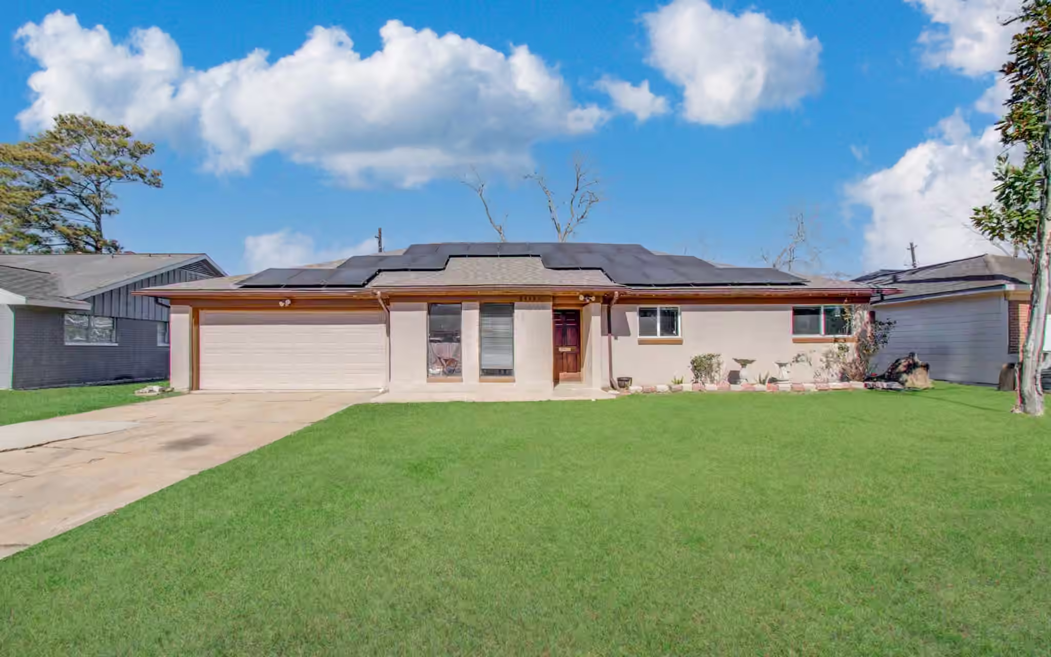 Photo 3 of 6414 Indigo Street, Houston, TX