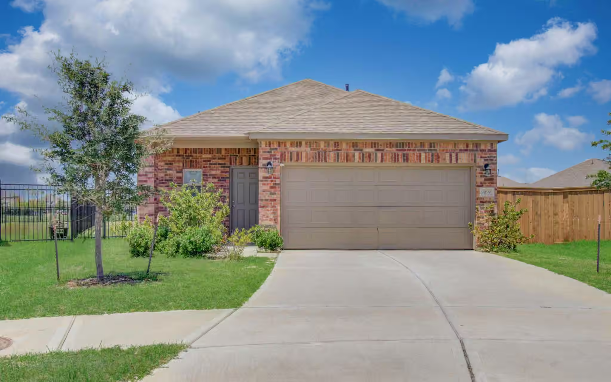 Photo 2 of 469 Aurora Creek Lane, Katy, TX