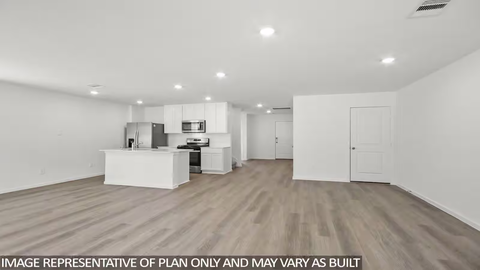 Photo 4 of 659 Iron Horse Drive, Conroe, TX