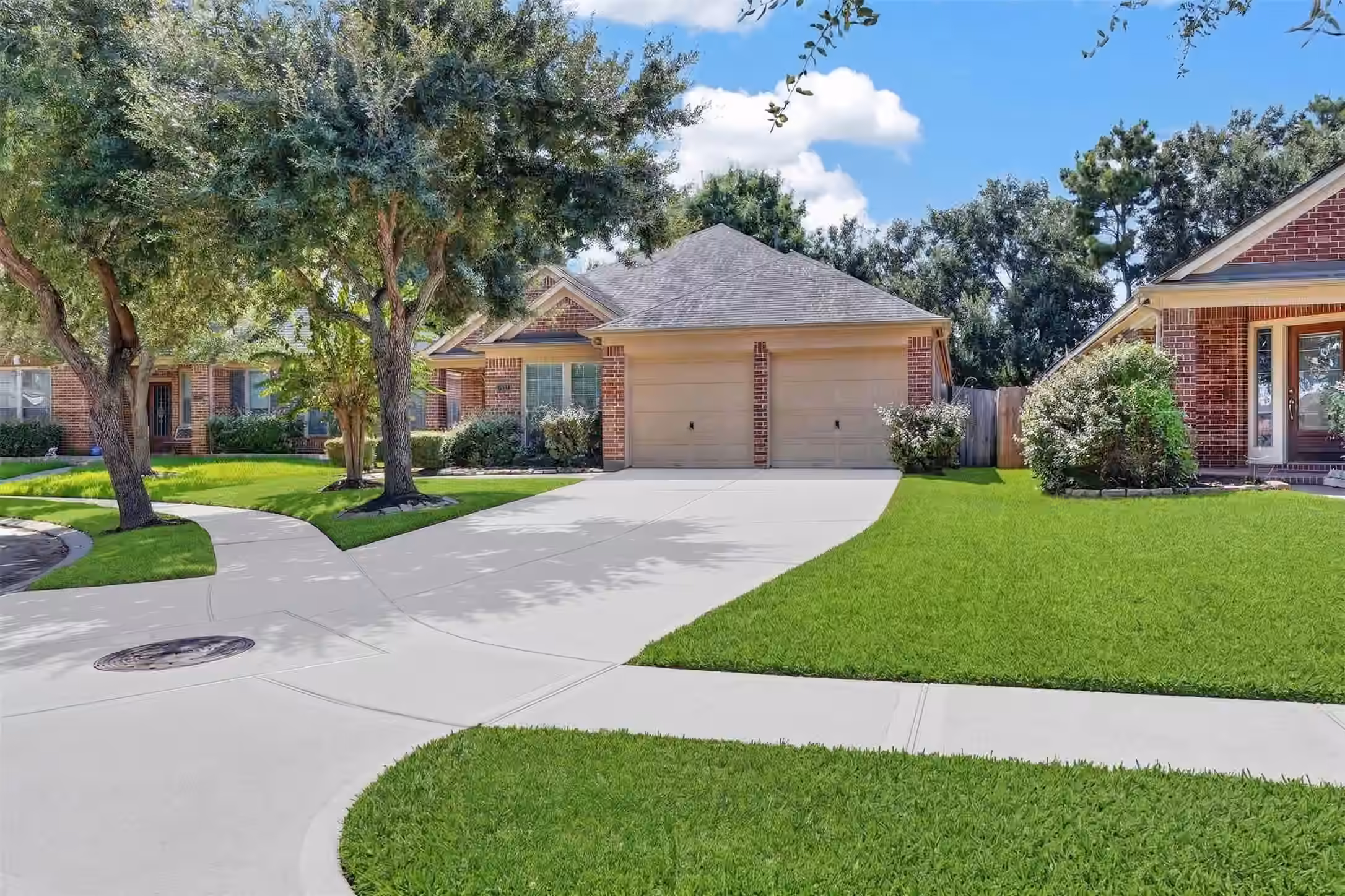 Photo 3 of 9403 Comstock Meadows Drive, Houston, TX