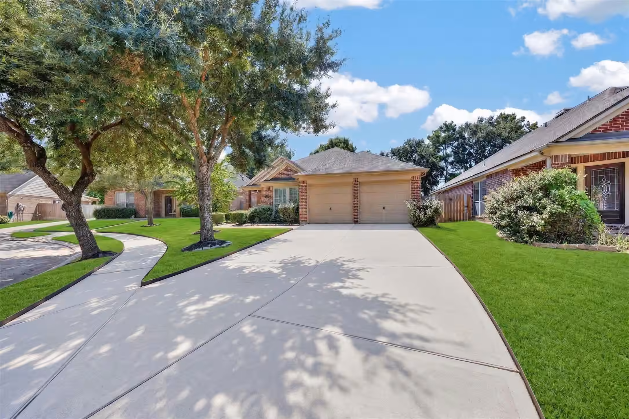 Photo 4 of 9403 Comstock Meadows Drive, Houston, TX