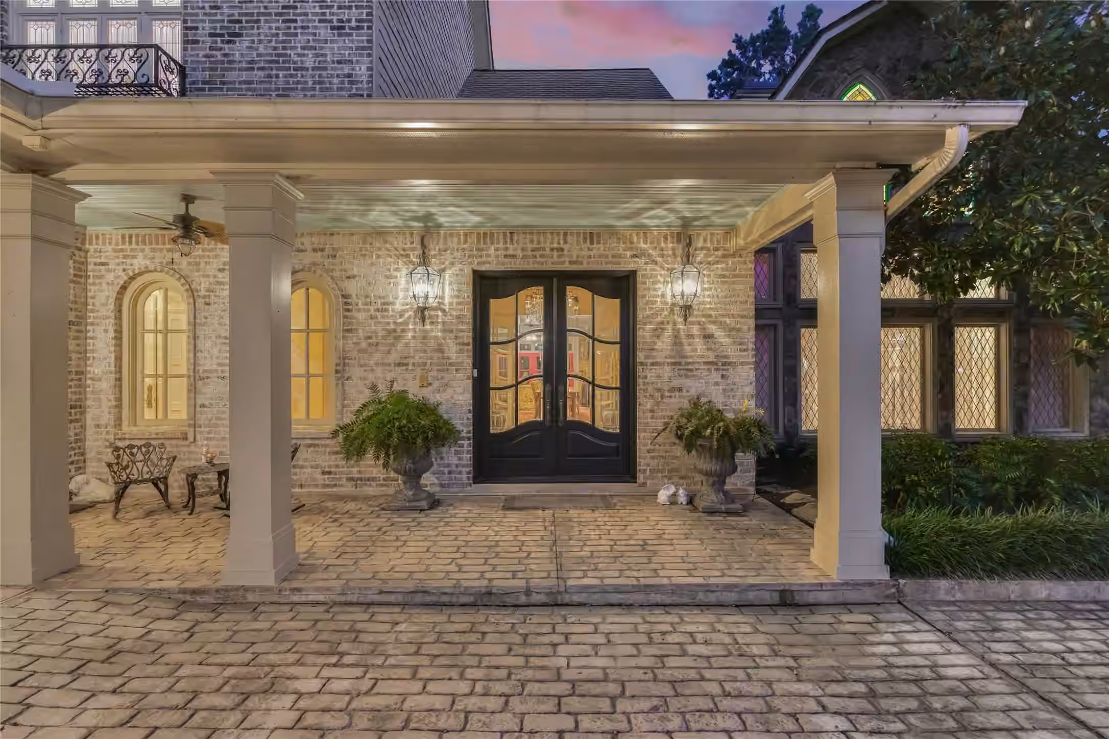 Photo 6 of 100 W Shore Lane, Montgomery, TX
