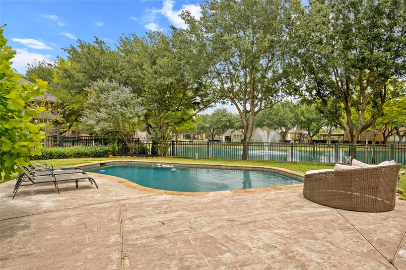 Photo 5 of 5603 Timber Bay Court, Katy, TX