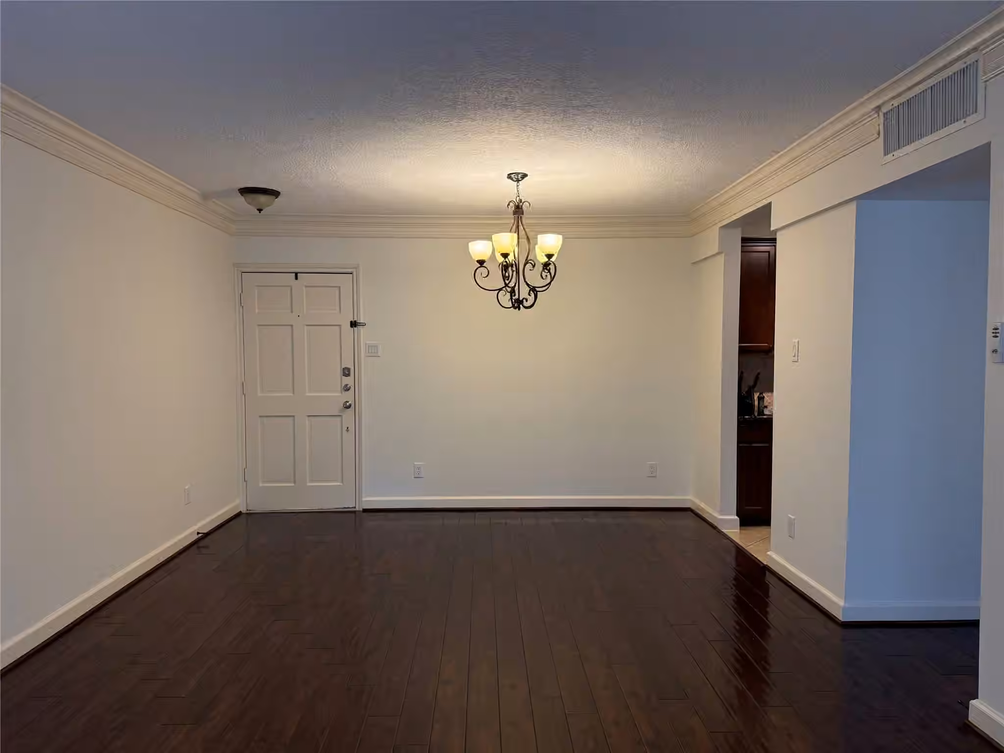 Photo 5 of 2224 S Piney Point Road 223, Houston, TX