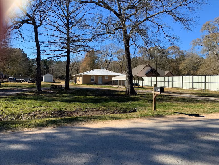 Photo of 15422 Towerwood Drive, Conroe, TX 77306