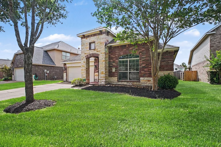Photo 4 of 7011 Spruce View Court, Richmond, TX