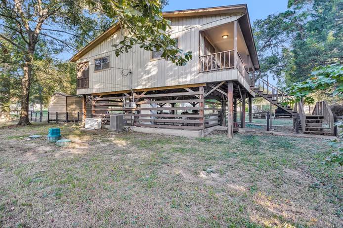 Photo of 139 W Enchantment Drive, Trinity, TX