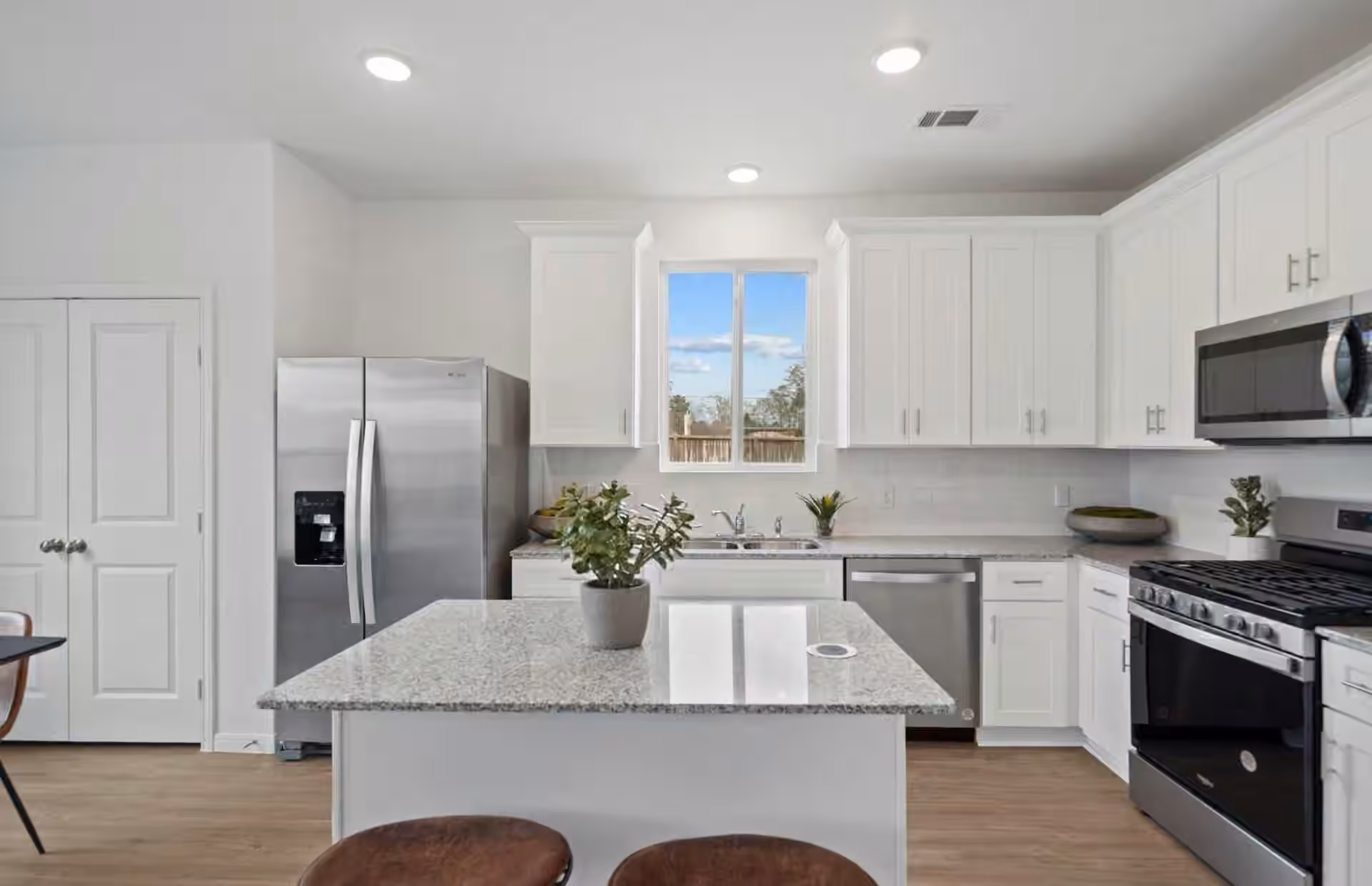Photo 5 of 21606 Fox Gully Lane, Porter, TX