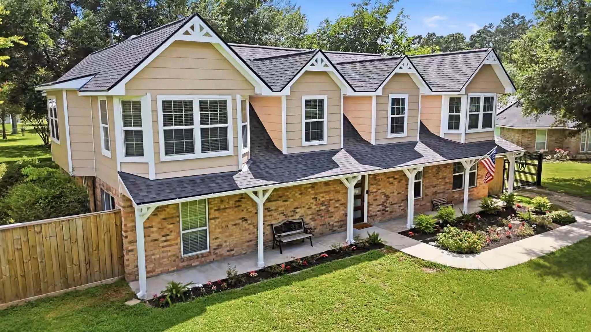 Photo 3 of 17123 Crooked Oak Drive, Cypress, TX