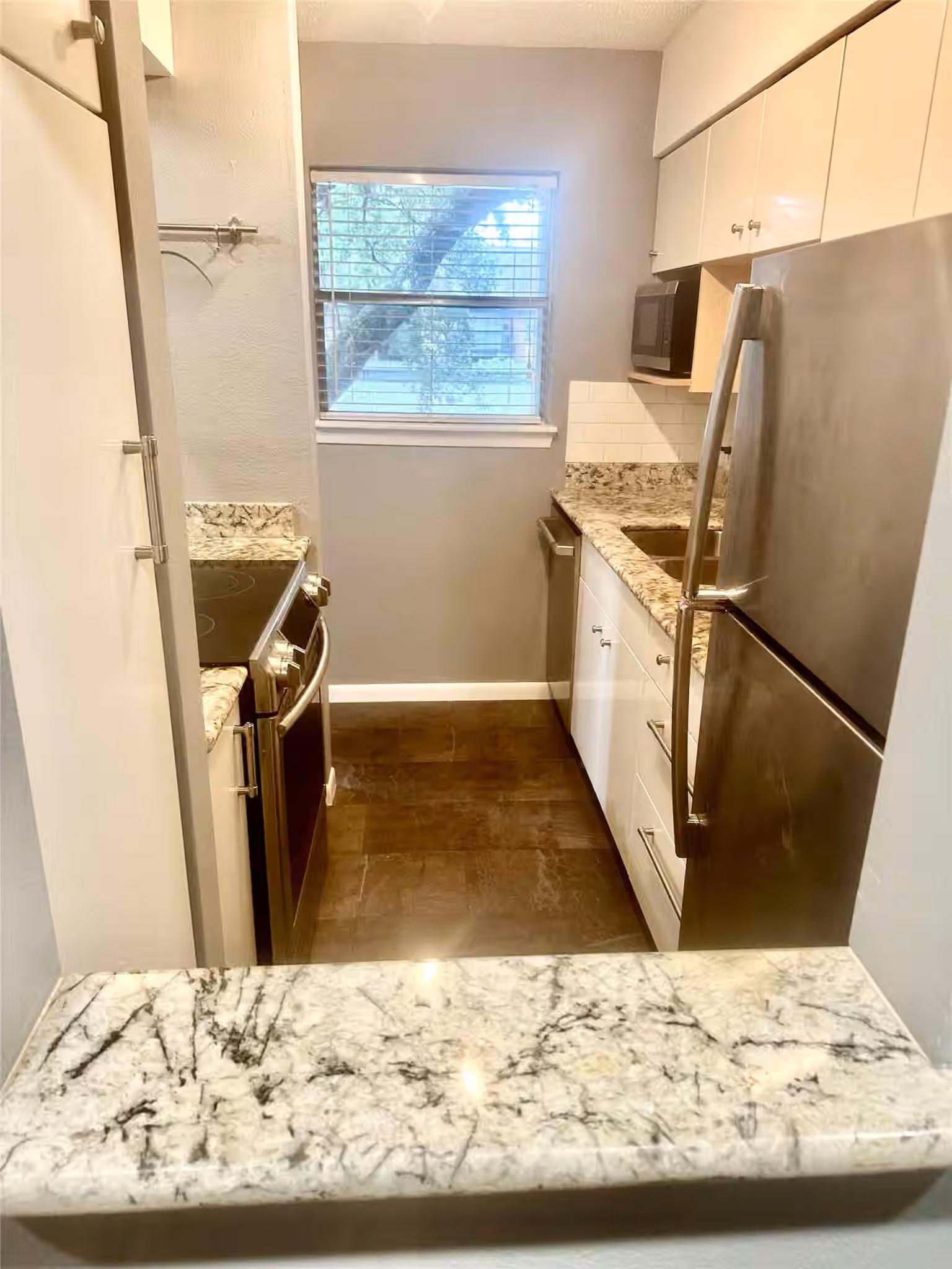 Photo 6 of 8245 Kingsbrook Road 239, Houston, TX