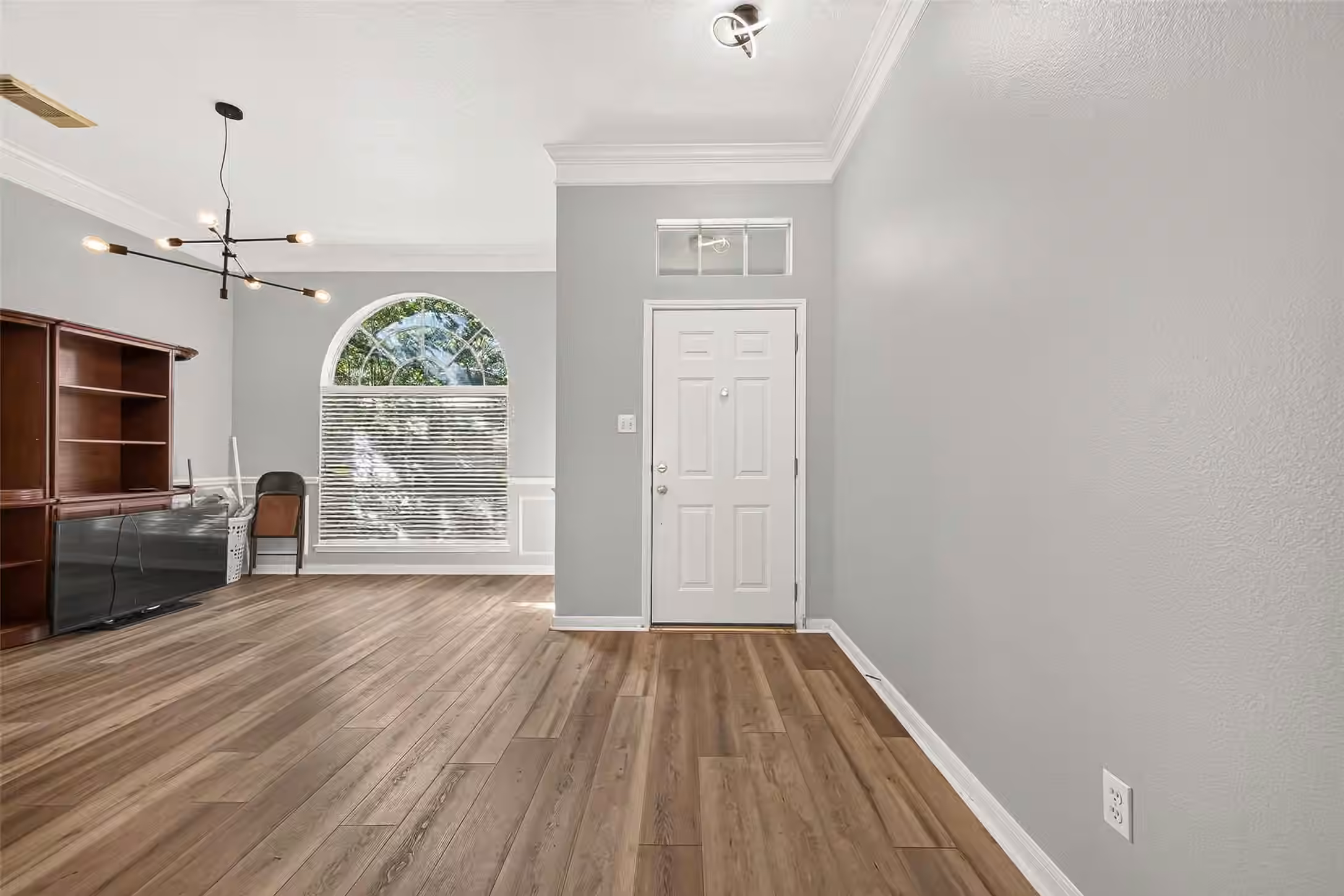 Photo 5 of 12007 Viola Court, Pinehurst, TX