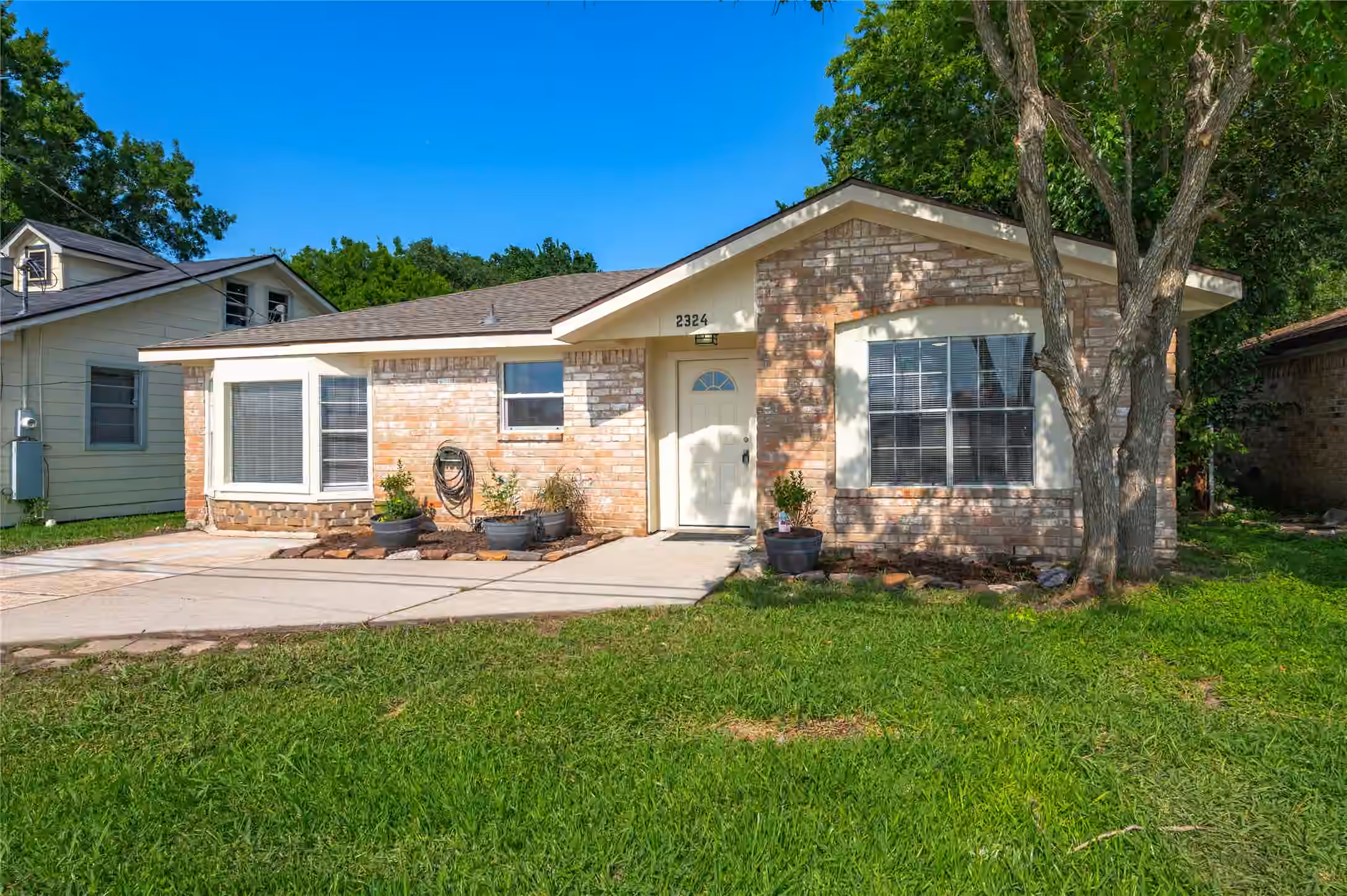Photo of 2324 N Logan Street, Texas City, TX 77590