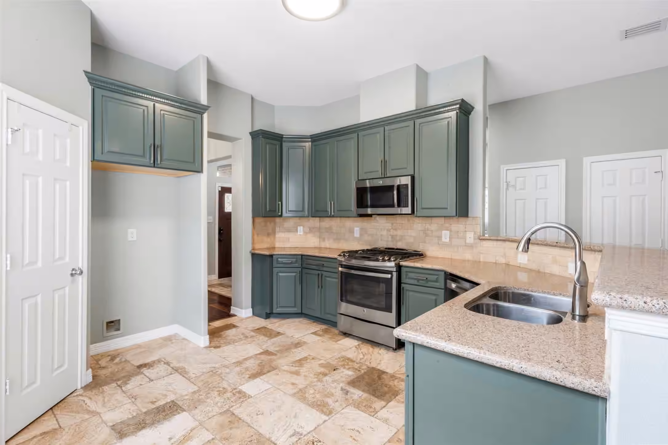 Photo 6 of 702 Clayton Street, Tomball, TX
