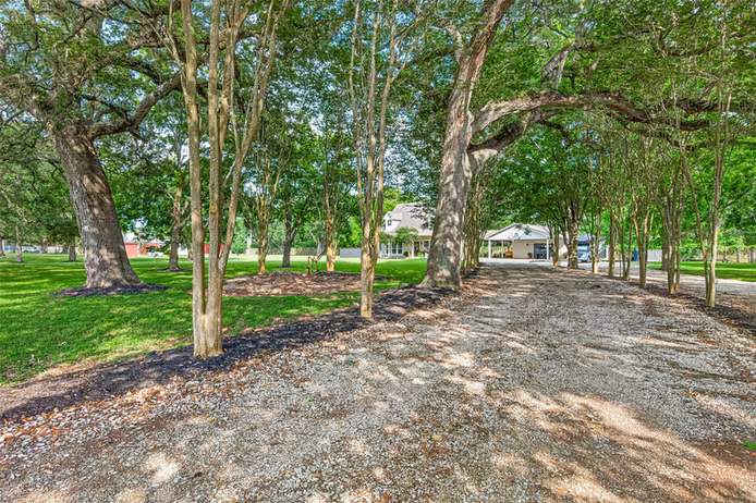 Photo 2 of 461 County Road 174, Wharton, TX