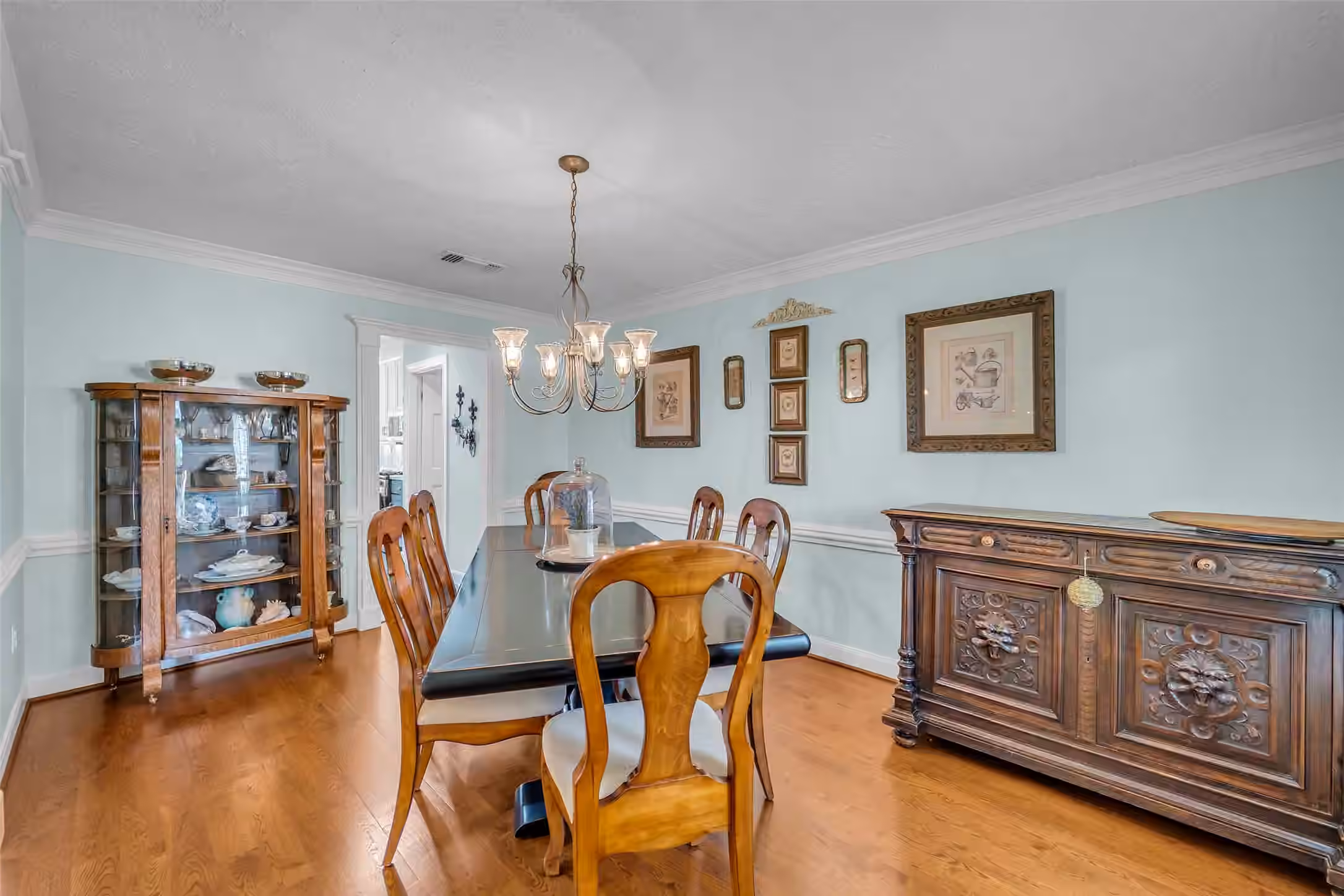Photo 7 of 8018 Northbridge Drive, Spring, TX