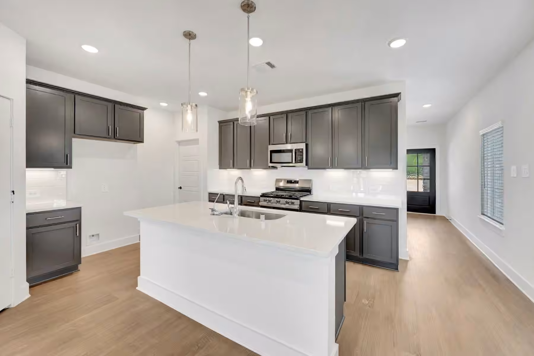 Photo 3 of 21215 Jacaranda Blossom Way, Tomball, TX