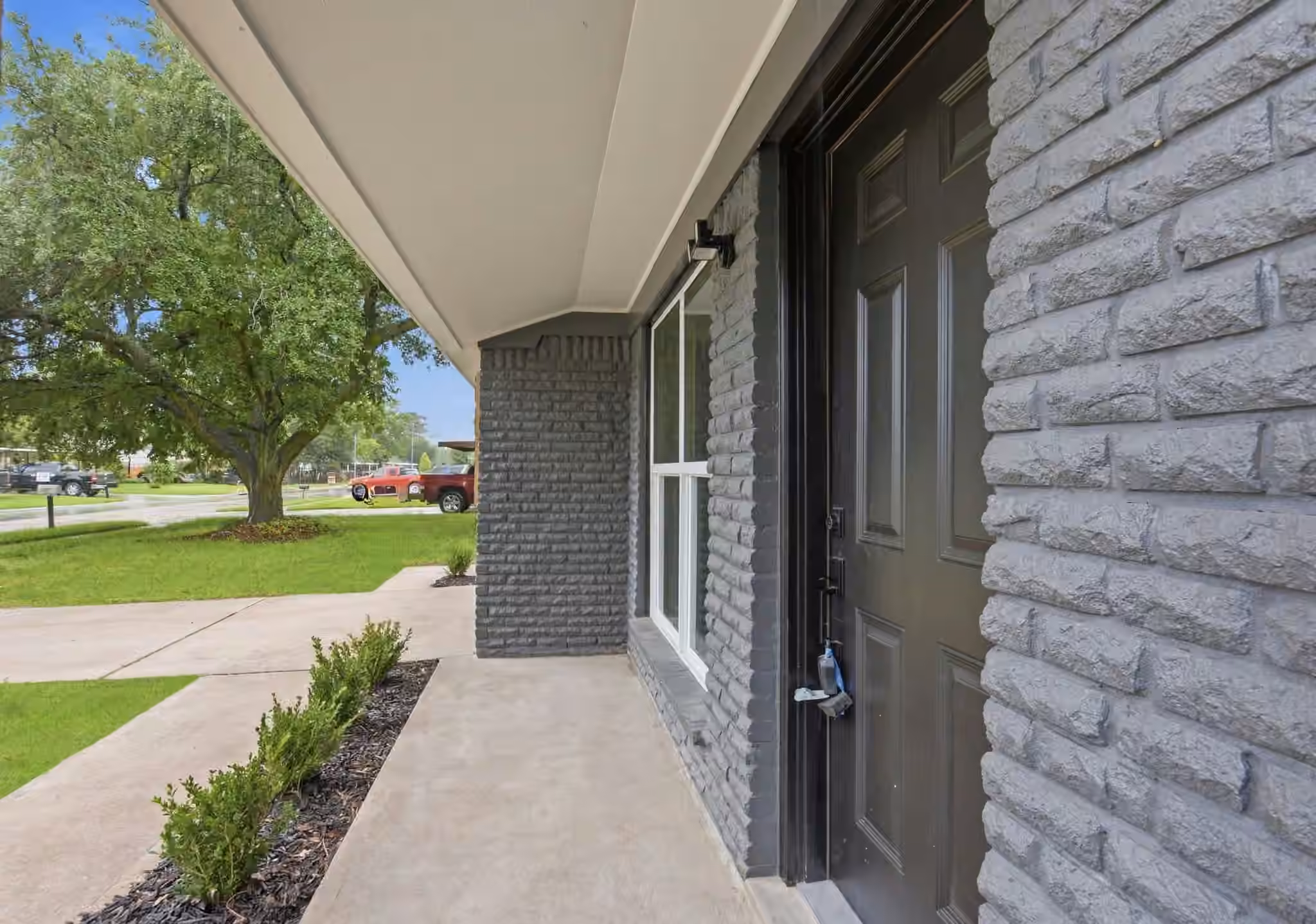 Photo 7 of 6415 Annunciation Street, Houston, TX