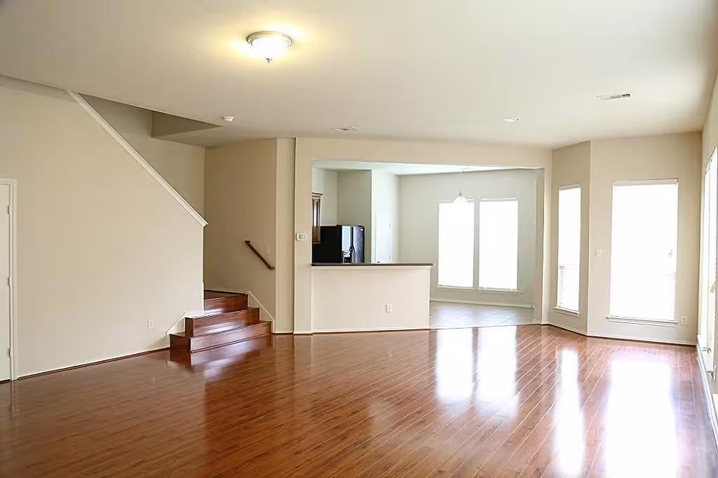 Photo 6 of 2926 Hebert Trail Drive, Houston, TX